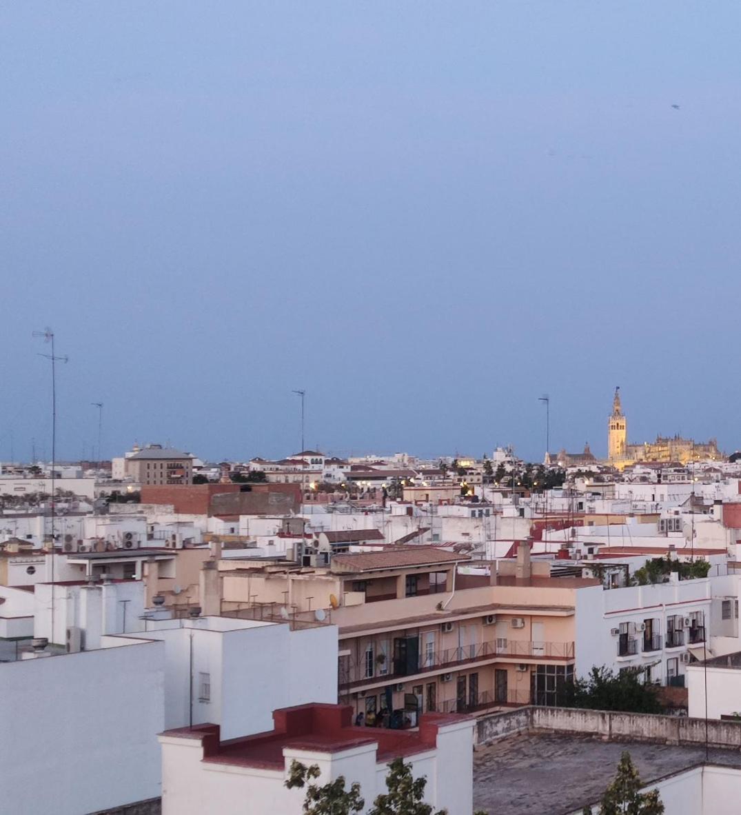 Triana Autentica Seville Exterior photo